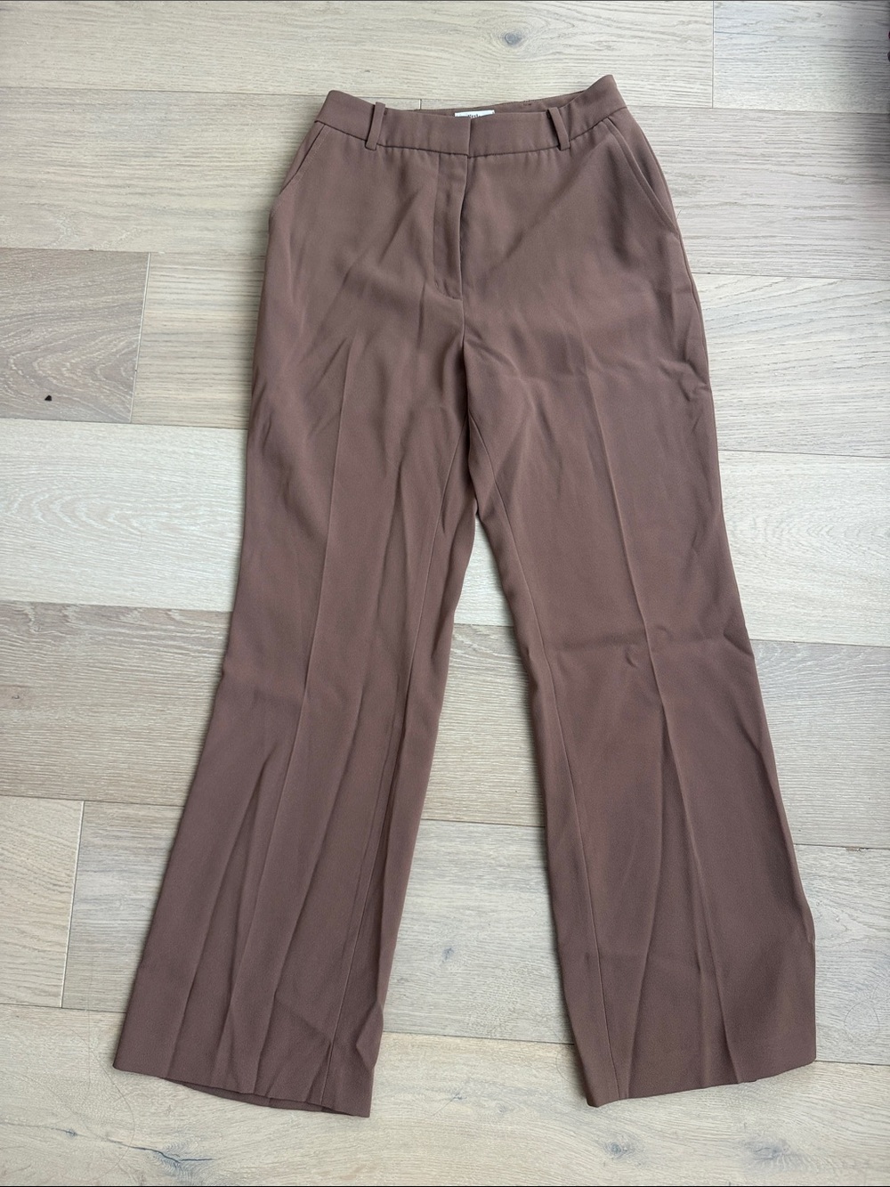 Aritzia little moon everyday trousers